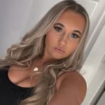 Caitlin x - @c.aitlinpage - Instagram