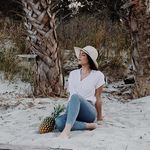 Caitlin Patrick - @cleopatricka - Instagram