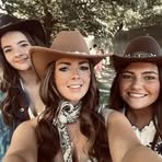 Kaitlyn Singer - Facebook