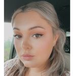 C A I T L I N 🍒 - @caitlin__small - Instagram