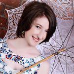 Caitlin Spence - @akila.panther - Instagram