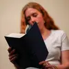 Caitlin Staples - @bookpeopleproblems - TikTok