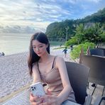 Caitlin Wang - Facebook