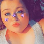 Caitlyn Becker - @cbecker1999 - Instagram