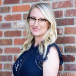 Caitlyn Davis - @caitlyndavisrealtor - Instagram