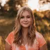 Caitlyn Fox - @caitlyn_foxy - TikTok