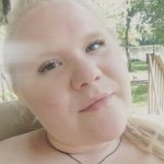 Caitlyn Olson - @caitlynscolossallashes - Instagram