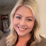 Caitlin Rollins - @cait_rollins - Instagram