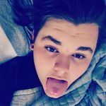 caleb burke - @calebburke1998 - Instagram