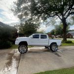 @caleb.scott.18 - Instagram