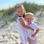 Callie Wolfe - @calmwolfe - Instagram