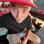 Calum Reed - @gibme10bucks - Instagram
