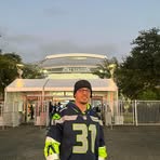 Calvin Age - Facebook