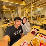 Calvin - @calvin.ashter22 - Instagram