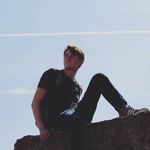 Calvin Barker - @calvin.barks - Instagram