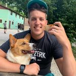 Cam Lyons - @camiam1276 - Instagram