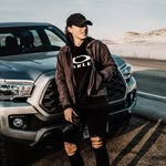 Camary Newman - @cam_newman22 - Instagram