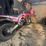 Cameron Bard - @yo_fav_cracker - Instagram