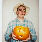 Cameron Bennett - @cammy_db - Instagram