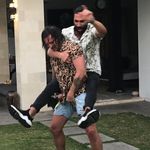 Cameron Burns - @camtheflowersman - Instagram