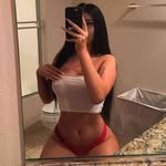 Sarah King - @cameroncarnes110 - Instagram