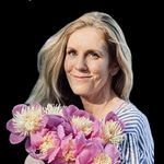 Cheryl-Lynn Cameron 🌼 Urban Flower Grower + Florist 🌼 Vancouver - @nuthatchfloralco - Instagram