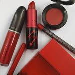 Cameron Hanson - @gamela_beauty_fashion - Instagram
