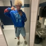 Cameron Howard - @cam282828282828282 - Instagram