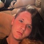 @cameronpeekilking - Instagram