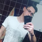 Paweł Sierzputowski - @cameronrielthos - Instagram