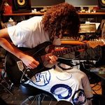 Cameron Wills - @cameronwills_music - Instagram