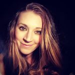 Camilla Walker - @camillajanewalker - Instagram