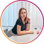 Camille Beachel - @camillebeachel - Instagram