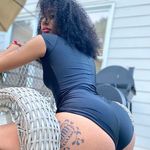 Camille Combs - @camillecombs29 - Instagram