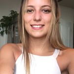 Camille Gil . - @cam_gil - Instagram
