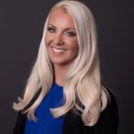 Cammie Lee Rosa - @cammiesellshomes - Instagram