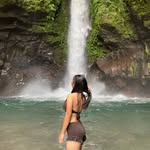 Can Yang - @xoxo.honeybunch - Instagram