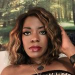 Candace Bennett - @imveganinlovewithameateater - Instagram