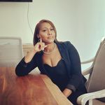 Candice Blake - @yourrealtorcandy - Instagram