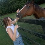 Candace Dunn - @catchmeinthecountry - Instagram