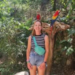 Candice Nolan - @thekatebooks - Instagram