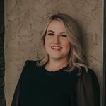 Candice Grace |YEG - @the.blonde.stylistyeg - Instagram
