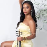 Candice Smith - @iamprettystringz - Instagram