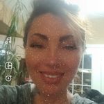 Candy Hamilton - @nemasteposativeallday - Instagram