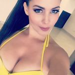 Candy Nieves - @candycurves88 - Instagram