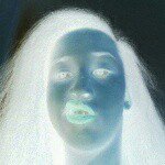 caprice Samantha Perry green - @caplolsyo3456 - Instagram