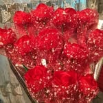 Cara Mila Flowers - @caramilaf - Instagram