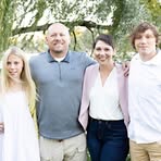 Cara Gillespie - Facebook