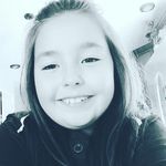 Cara kirk - @pupluv0601 - Instagram