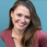 Cara Lindsay - @caralindsay33 - Instagram